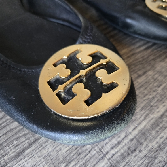 Tory Burch Black Leather Ballet Flats, Size 9M - Picture 2 of 16